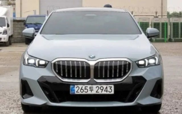 5시리즈 (G60) 520i